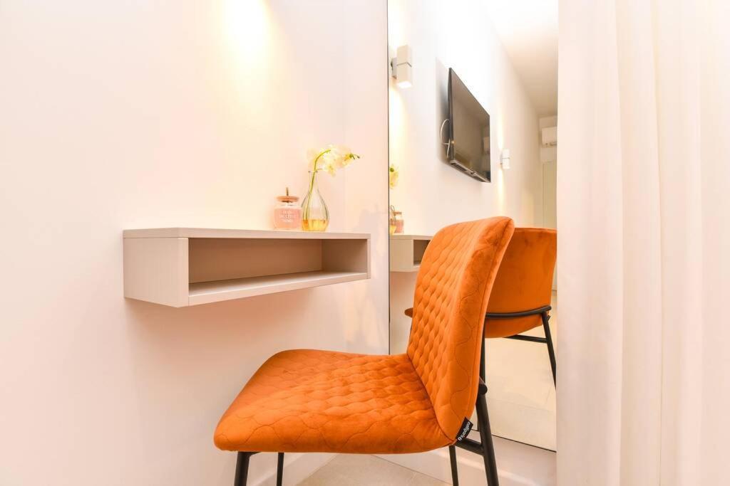 New & Luxury 5* With Breathtaking View- Kiki Lu Apartment