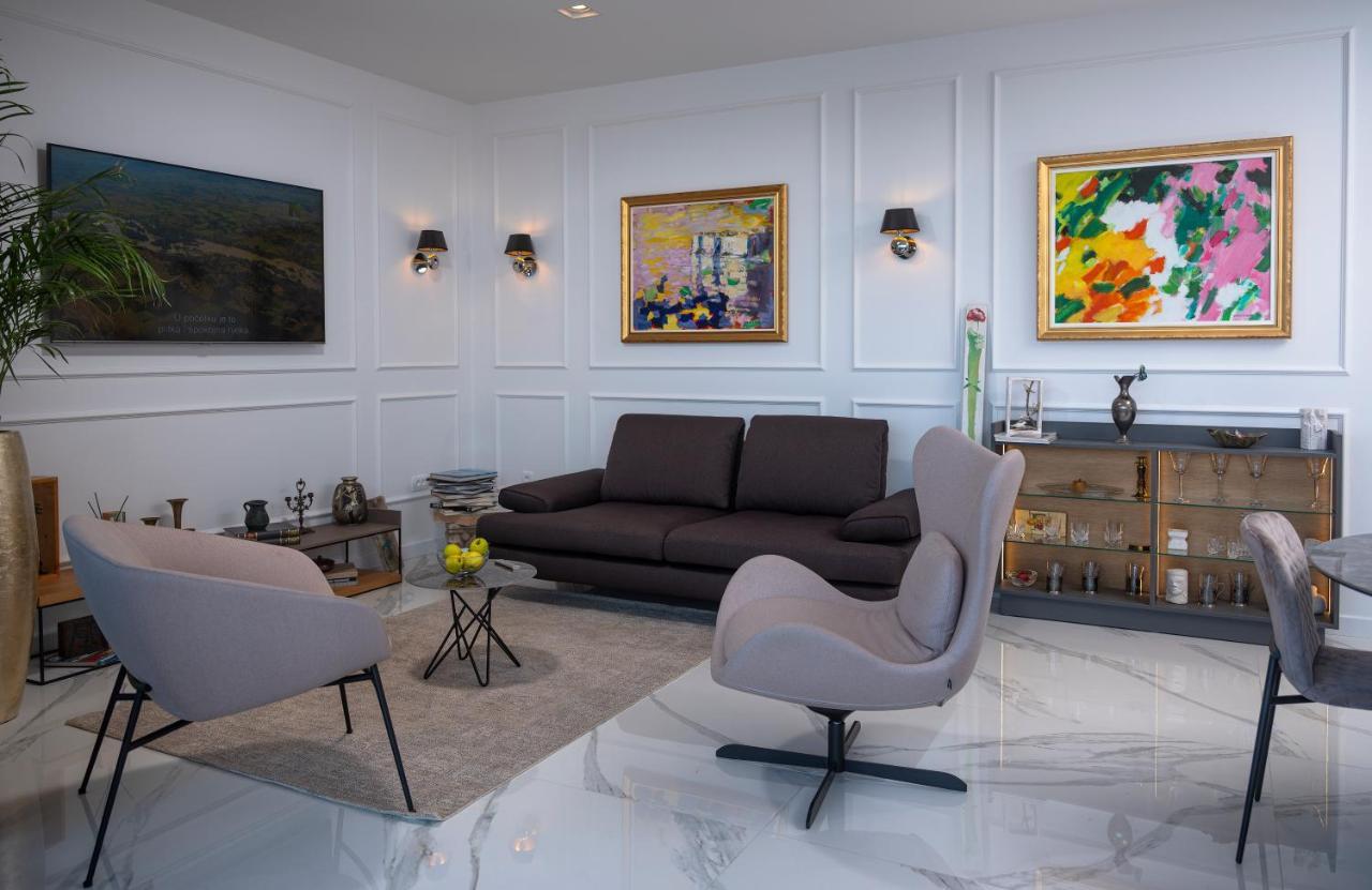 New & Luxury 5* With Breathtaking View- Kiki Lu Apartment *